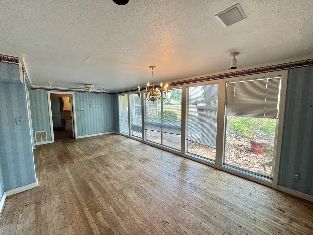 122 Pawnee Trail Gainesville, TX 76240