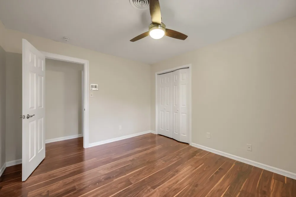 4105 Springbranch Drive Benbrook, TX 76116