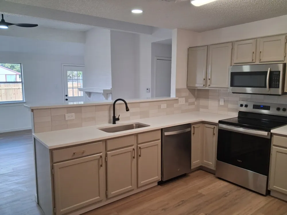 414 Valley Mills Drive Arlington, TX 76018