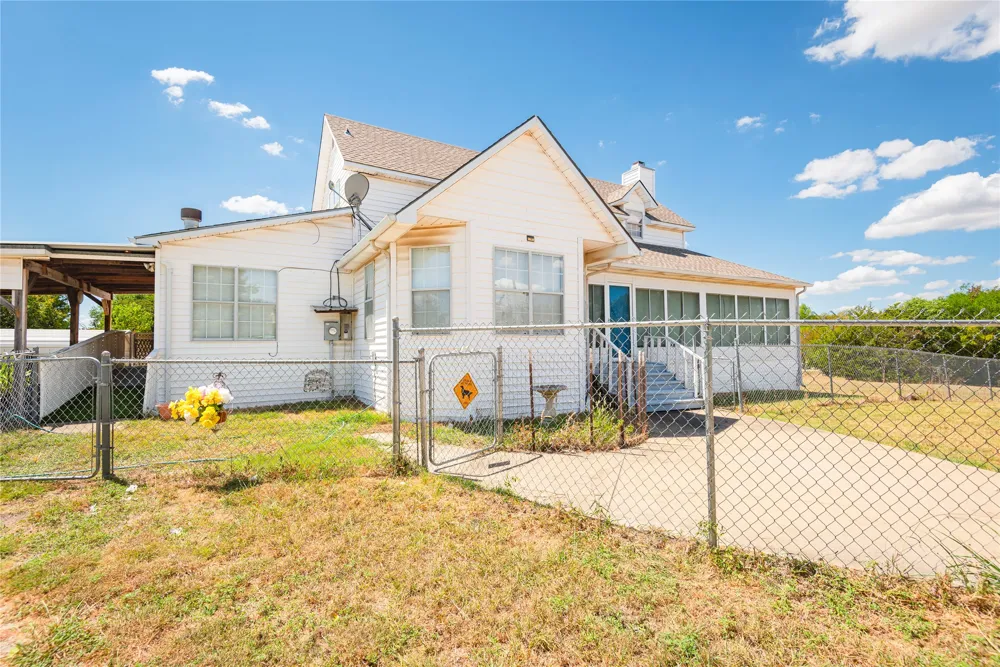525 E Hazelwood Street Princeton, TX 75407