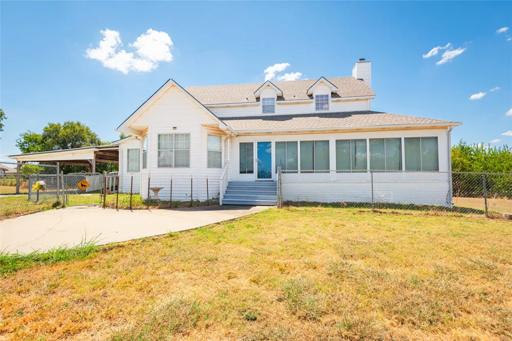 525 E Hazelwood Street Princeton, TX 75407