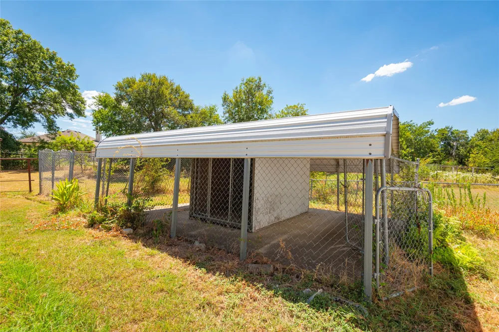 525 E Hazelwood Street Princeton, TX 75407