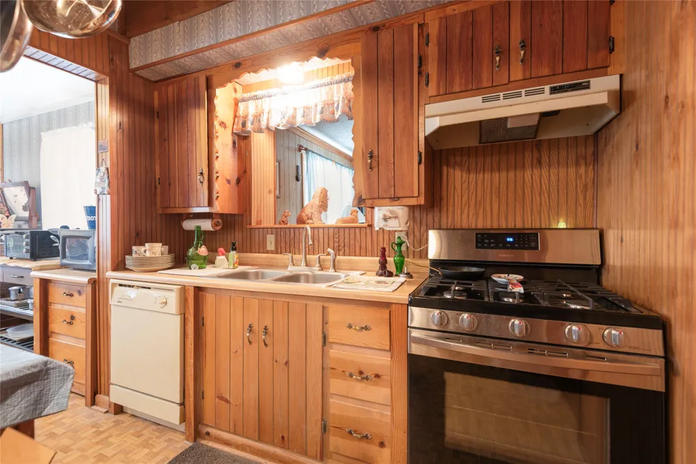 525 E Hazelwood Street Princeton, TX 75407