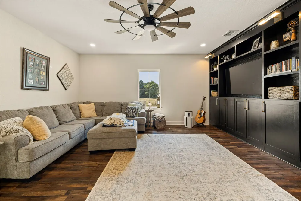 799 Private Road 3398 Big Sandy, TX 75755