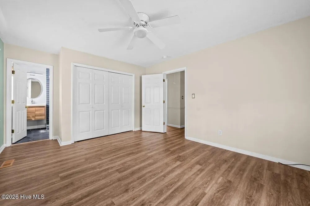 1003 Robinwood Road Aberdeen, NC 28315