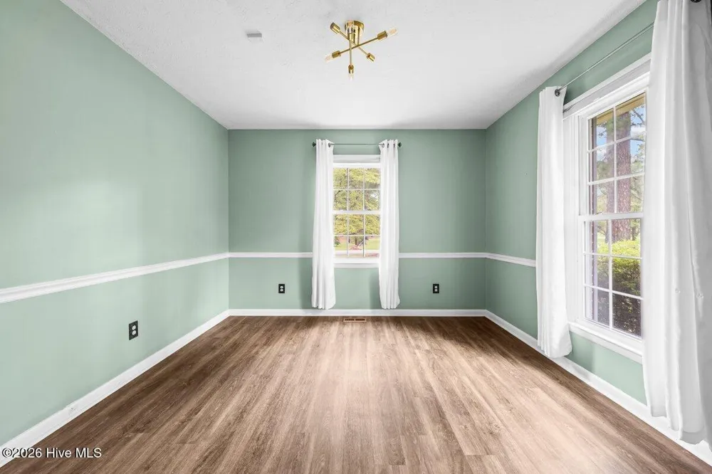 1003 Robinwood Road Aberdeen, NC 28315
