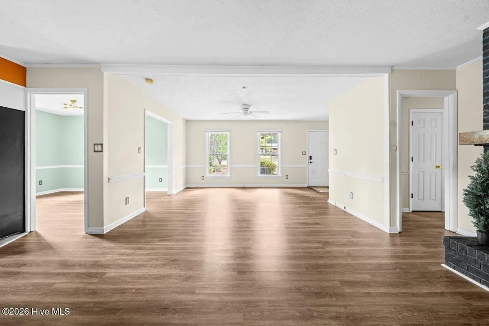 1003 Robinwood Road Aberdeen, NC 28315