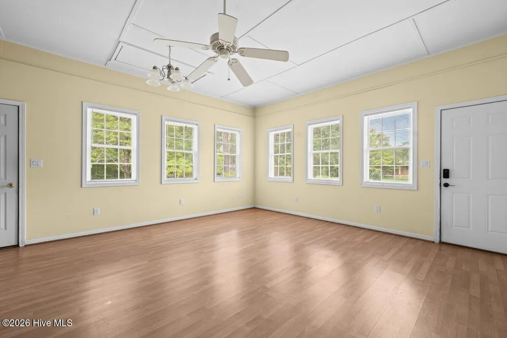 1003 Robinwood Road Aberdeen, NC 28315
