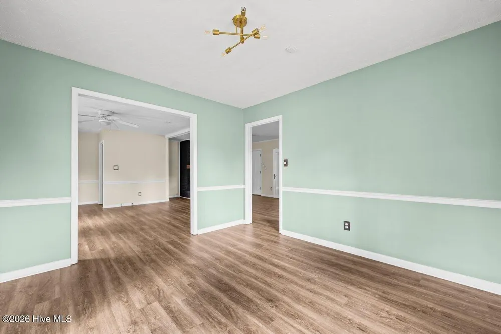 1003 Robinwood Road Aberdeen, NC 28315