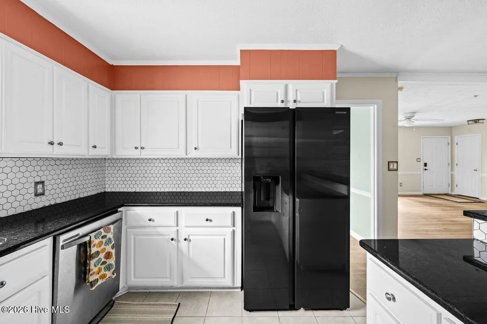 1003 Robinwood Road Aberdeen, NC 28315