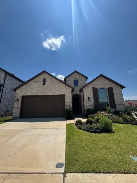 504 Evergreen Road
