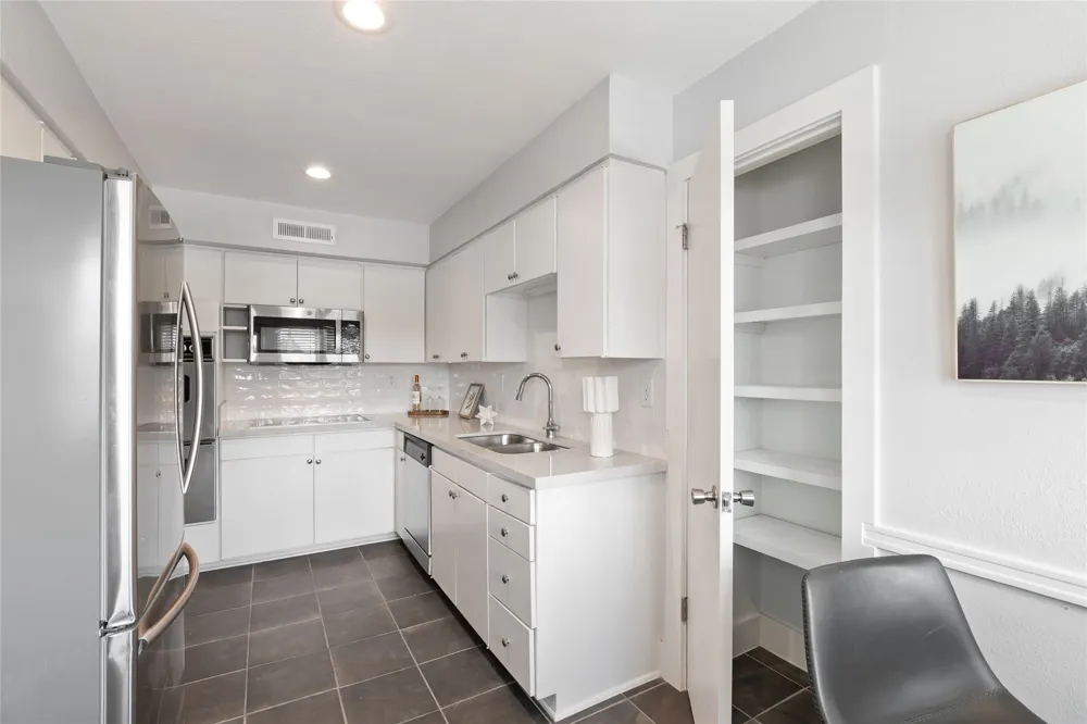 10727 Villager Road #C Dallas, TX 75230