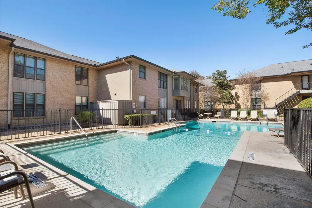 10727 Villager Road #C Dallas, TX 75230