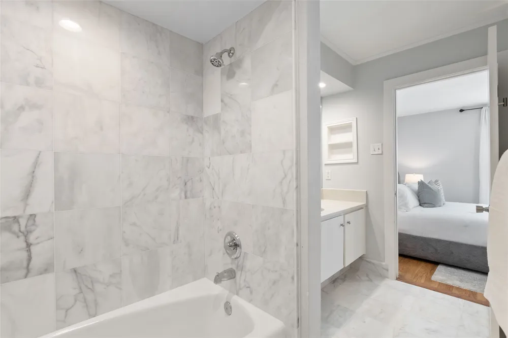 10727 Villager Road #C Dallas, TX 75230