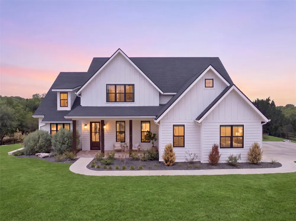 1065 Whispering Oaks China Spring, TX 76633