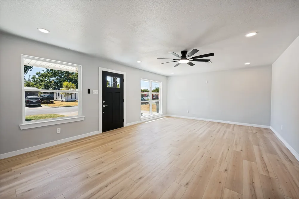 5517 Cottey Street Fort Worth, TX 76119