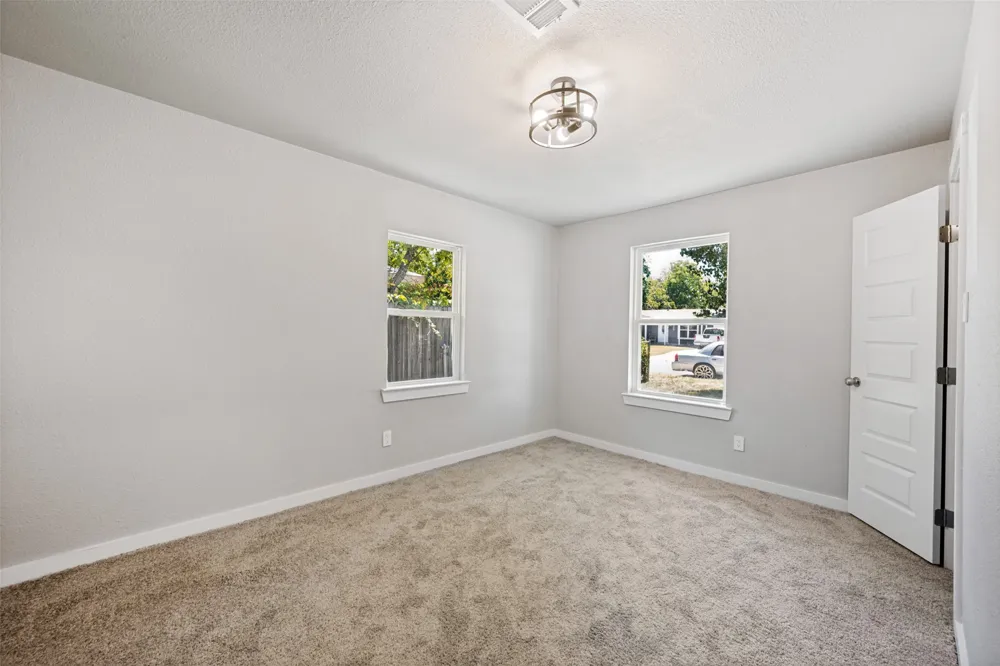 5517 Cottey Street Fort Worth, TX 76119