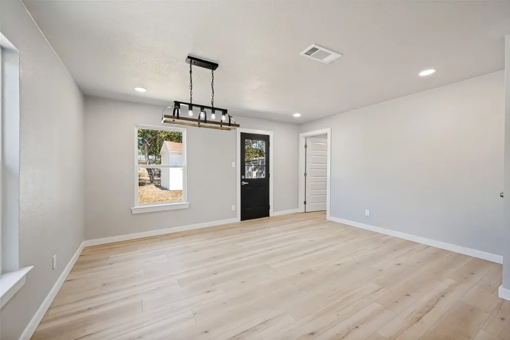 5517 Cottey Street Fort Worth, TX 76119