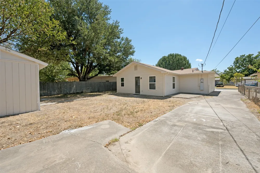 5517 Cottey Street Fort Worth, TX 76119