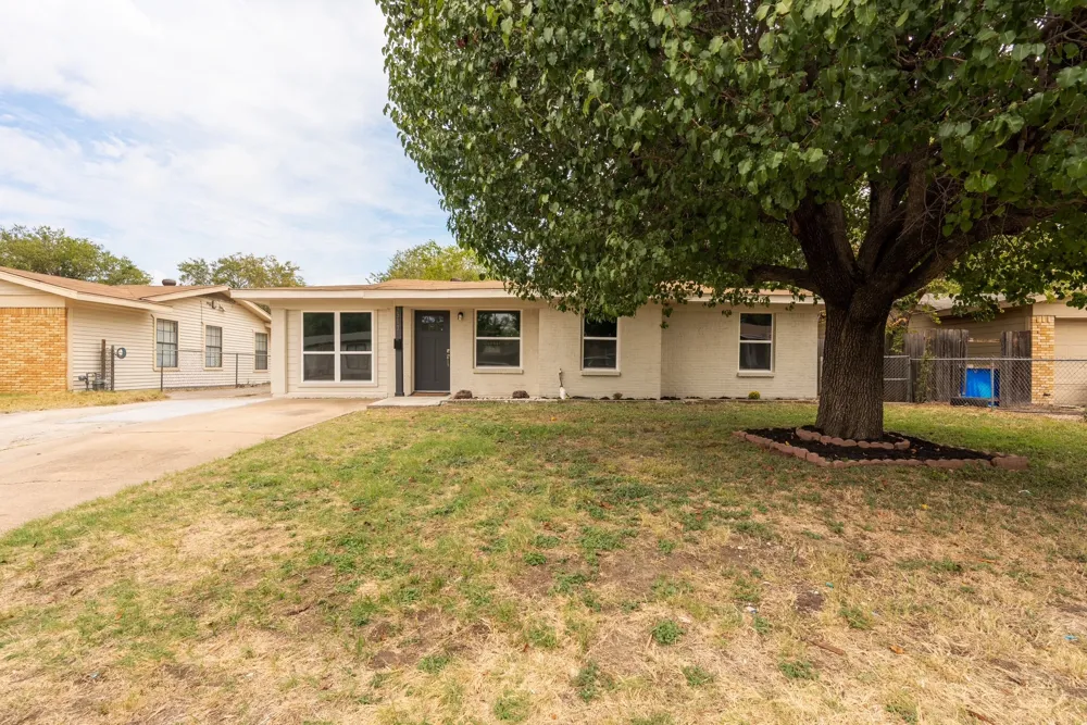 5517 Cottey Street Fort Worth, TX 76119