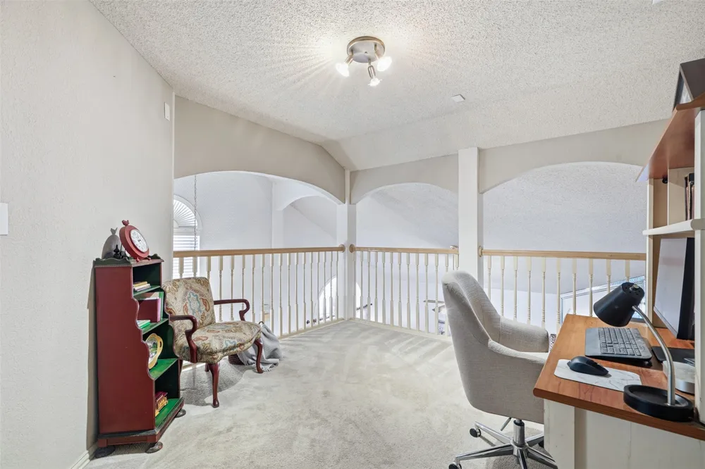 5004 Ridgefield Court Arlington, TX 76017