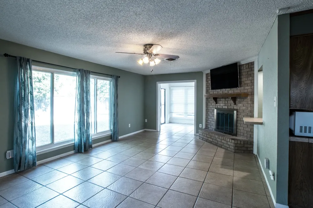 4826 Mary Lou Lane Abilene, TX 79606