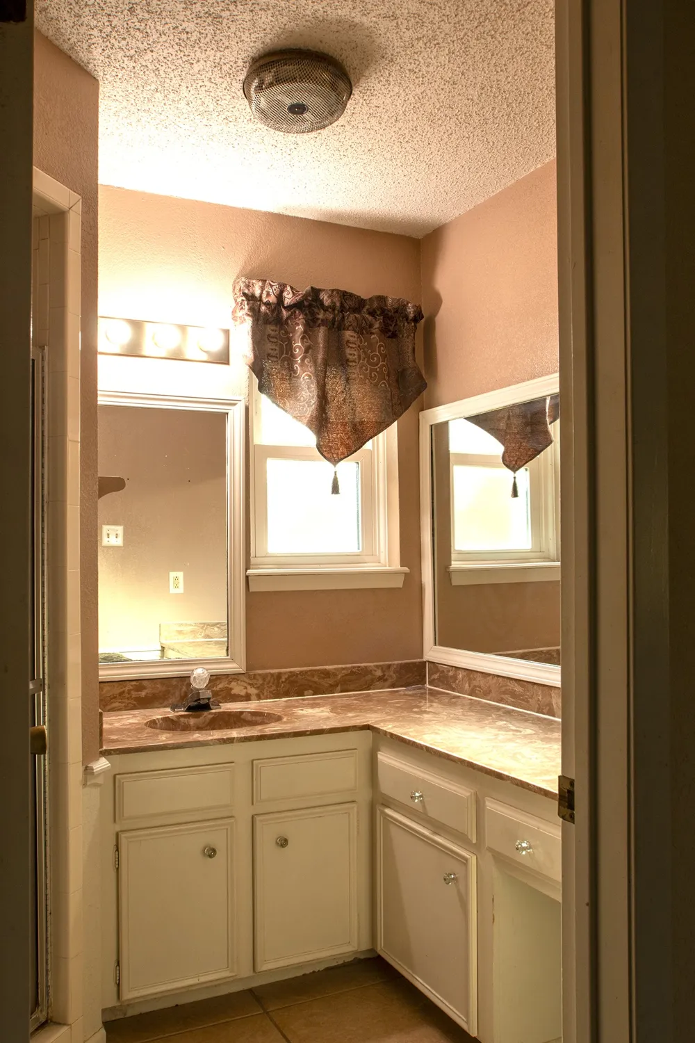 4826 Mary Lou Lane Abilene, TX 79606