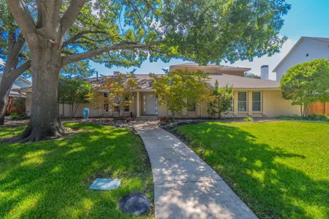 7616 Woodstone Lane