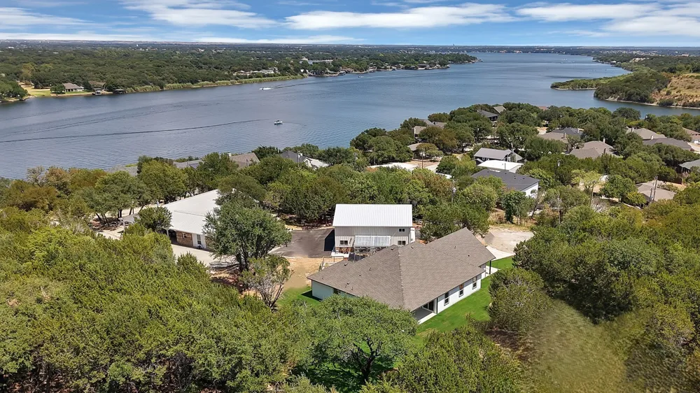 5021 Enchanted Court Granbury, TX 76048
