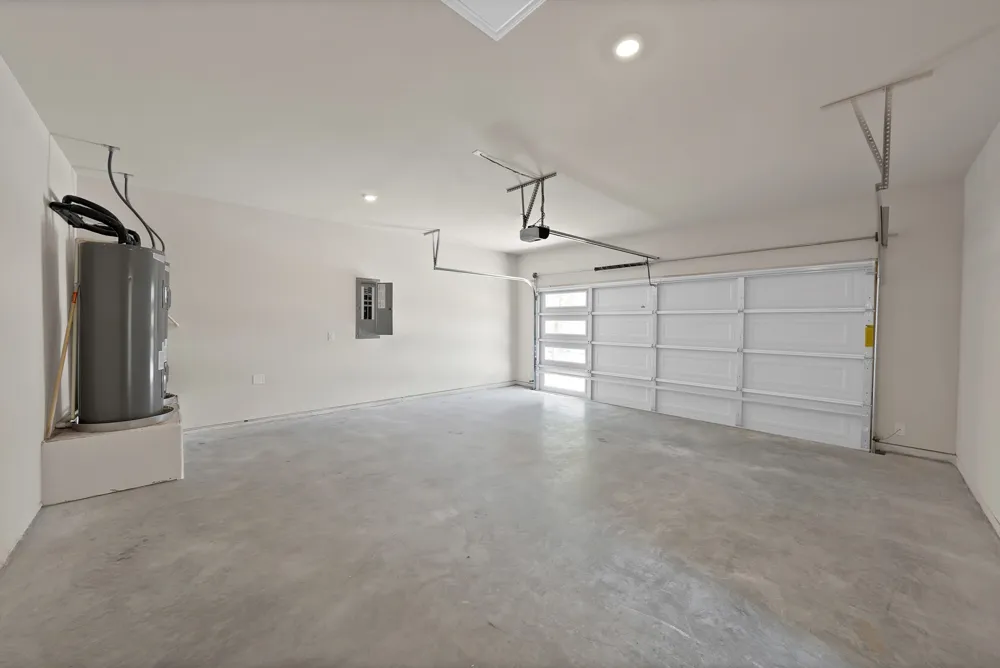 5021 Enchanted Court Granbury, TX 76048