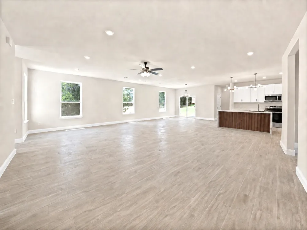 5021 Enchanted Court Granbury, TX 76048