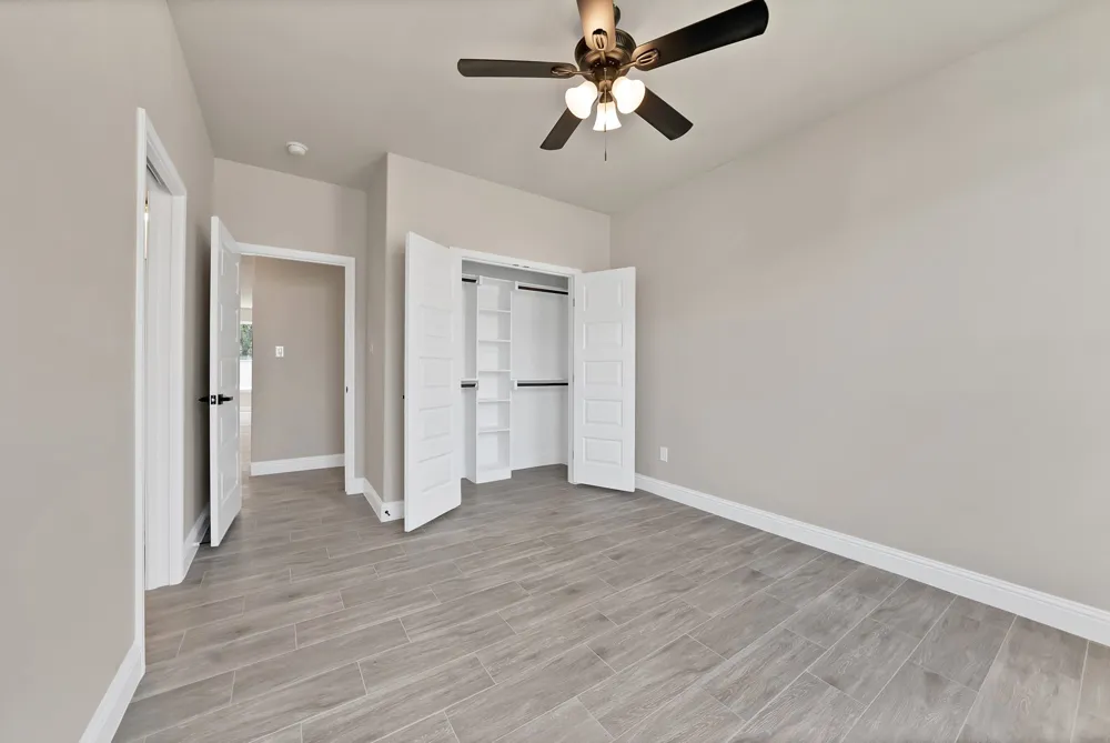5021 Enchanted Court Granbury, TX 76048