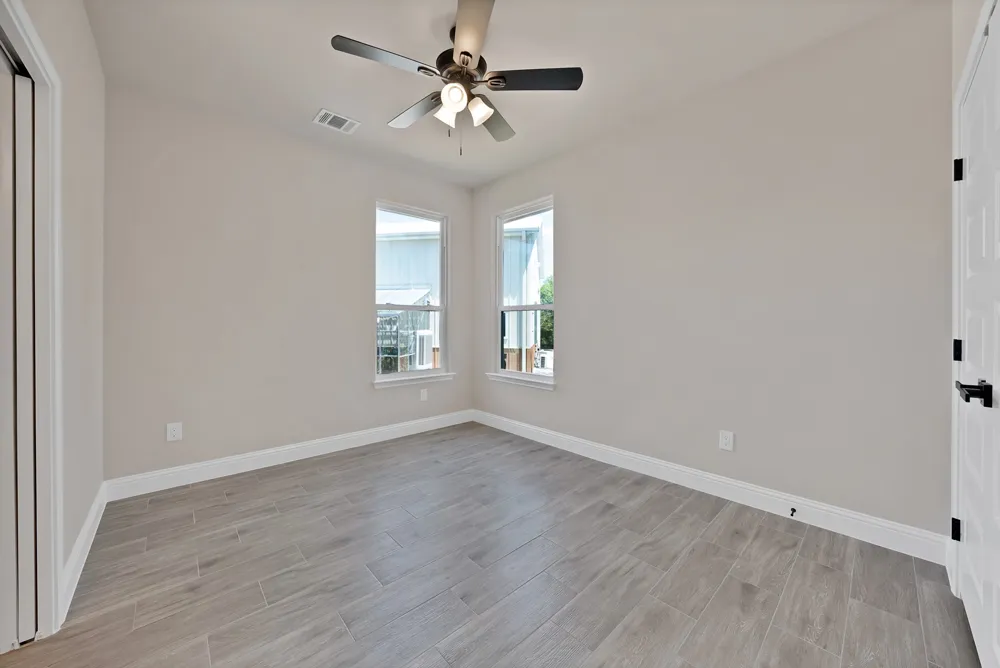 5021 Enchanted Court Granbury, TX 76048