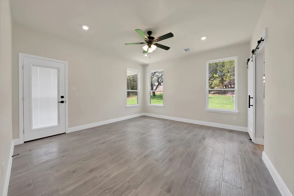 5021 Enchanted Court Granbury, TX 76048