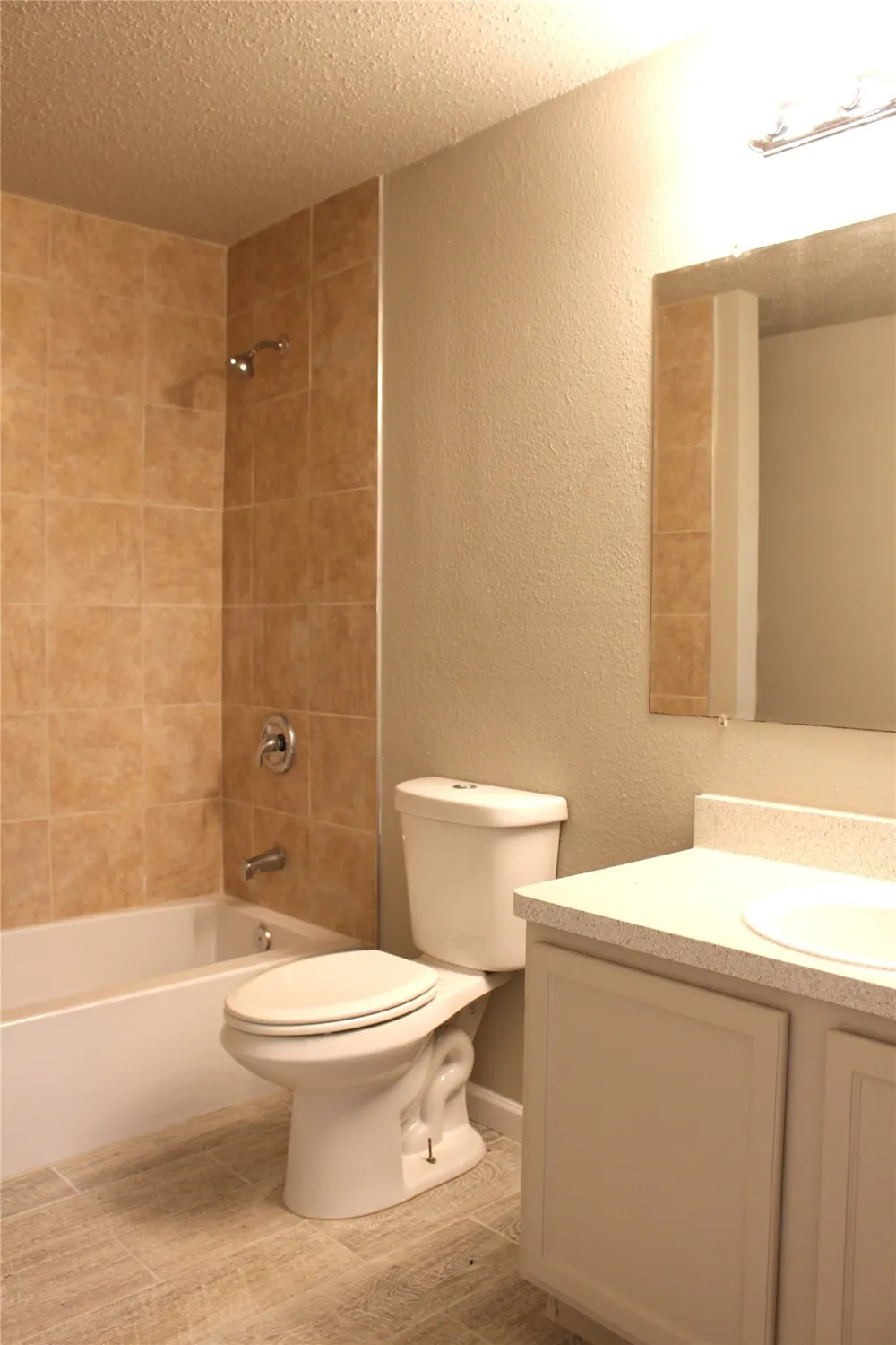 2001 San Antonio Street Grand Prairie, TX 75051