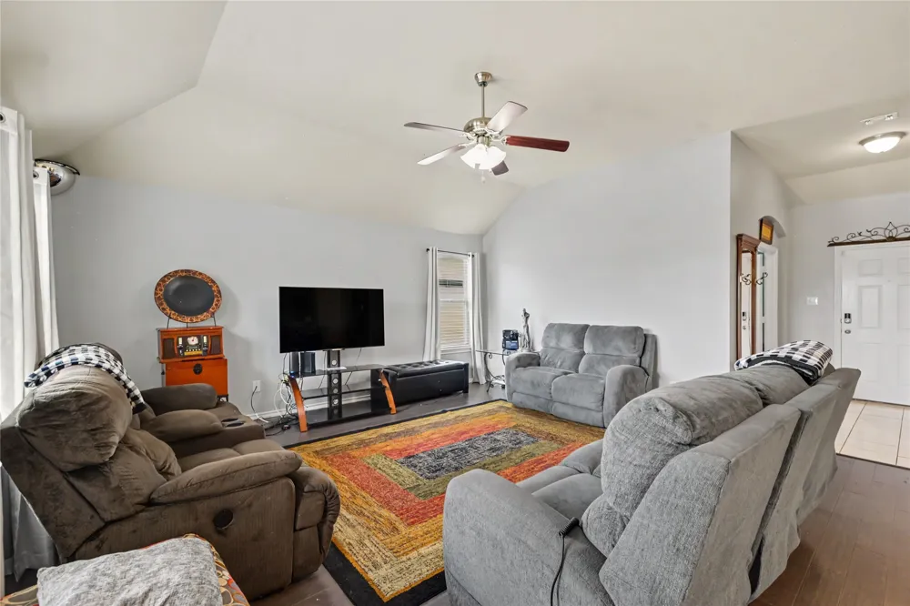 2126 Fair Weather Drive Lancaster, TX 75146