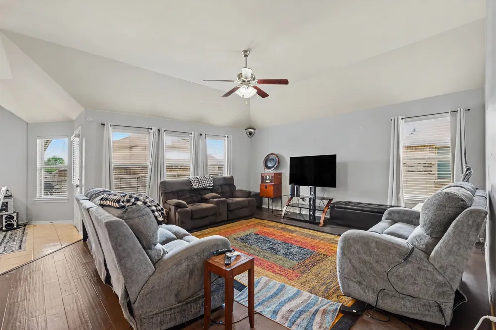 2126 Fair Weather Drive Lancaster, TX 75146