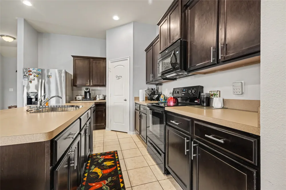 2126 Fair Weather Drive Lancaster, TX 75146