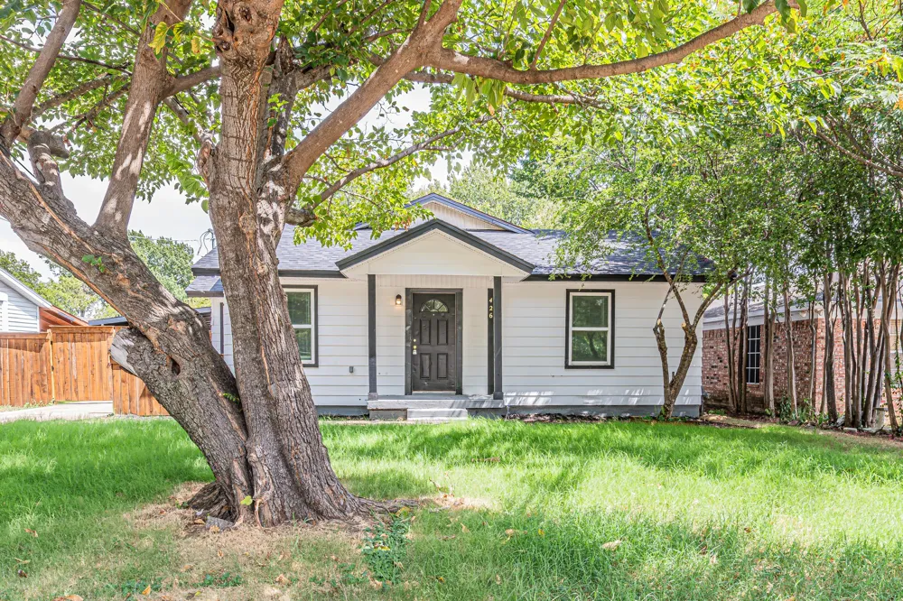426 NE 29th Street Grand Prairie, TX 75050