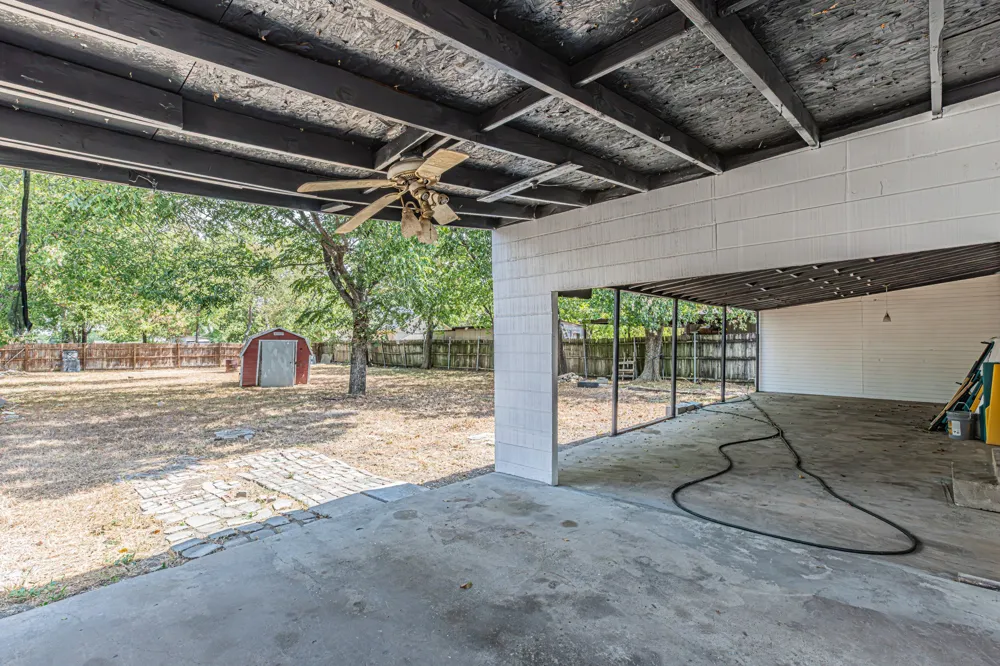 426 NE 29th Street Grand Prairie, TX 75050