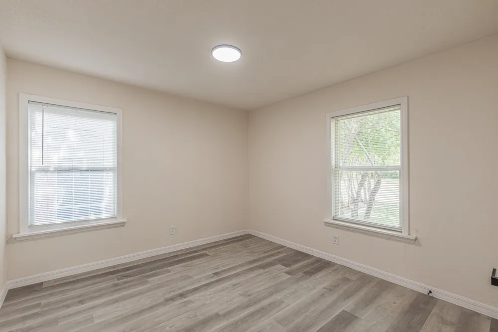 426 NE 29th Street Grand Prairie, TX 75050