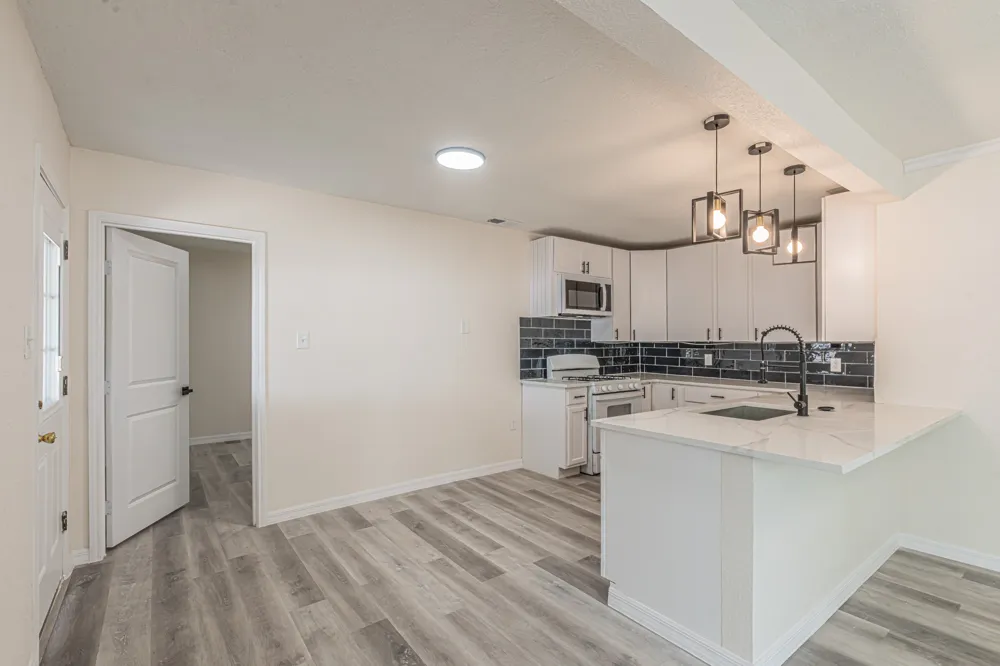 426 NE 29th Street Grand Prairie, TX 75050