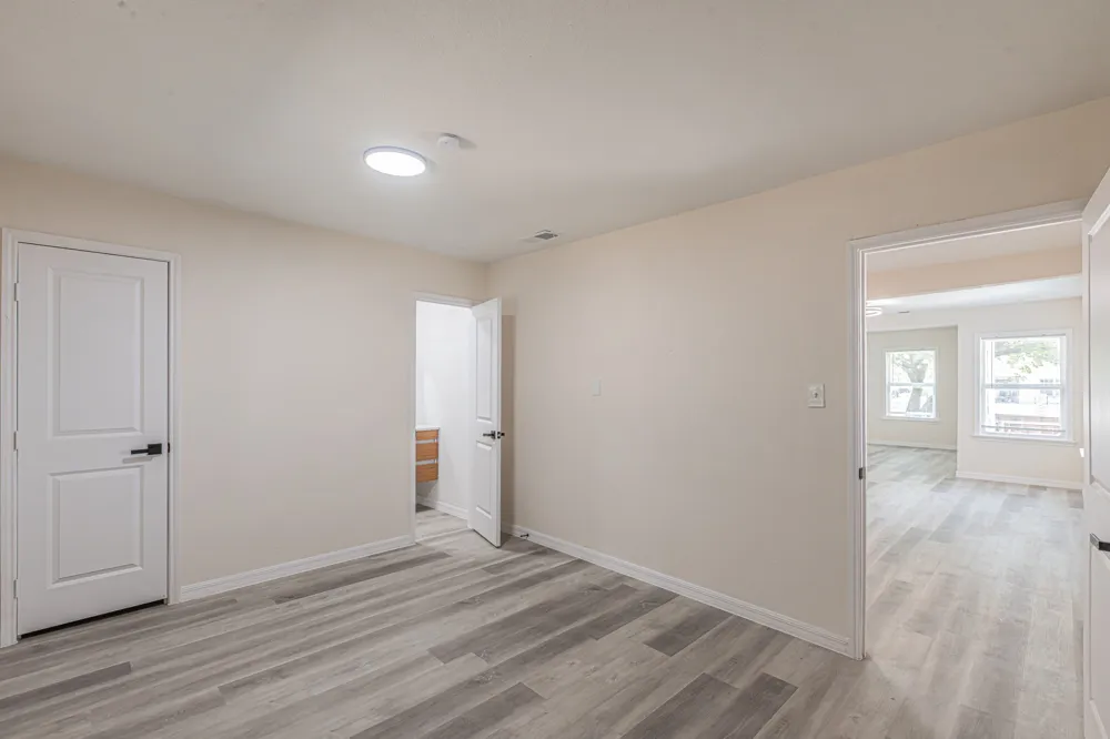 426 NE 29th Street Grand Prairie, TX 75050