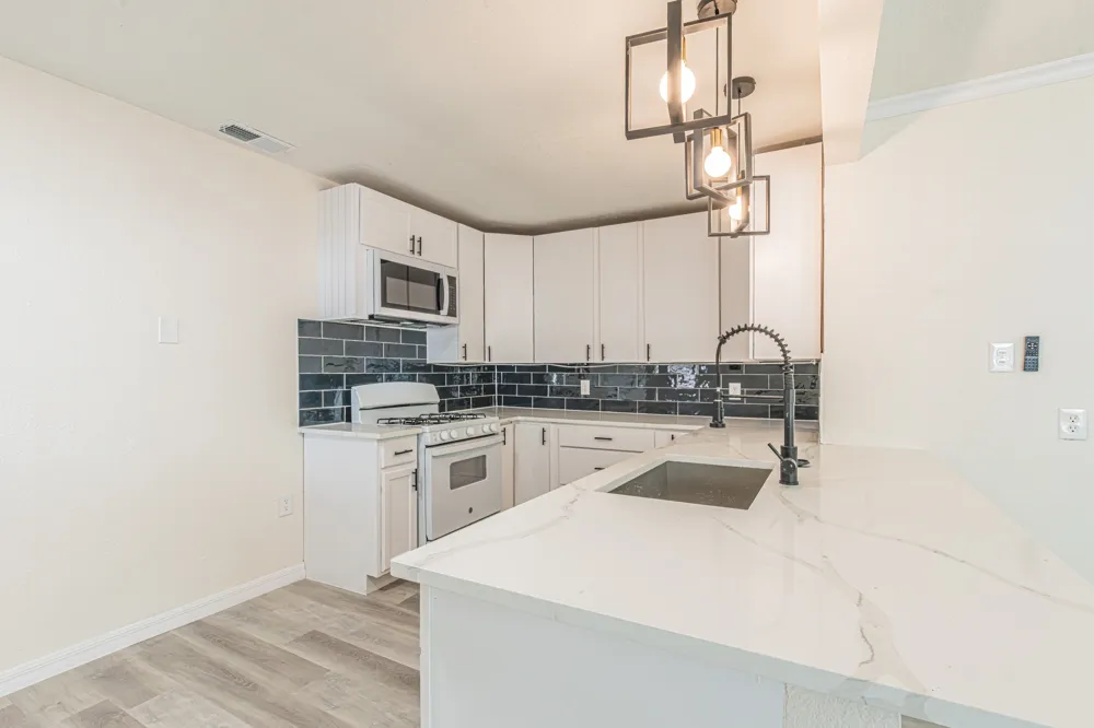 426 NE 29th Street Grand Prairie, TX 75050
