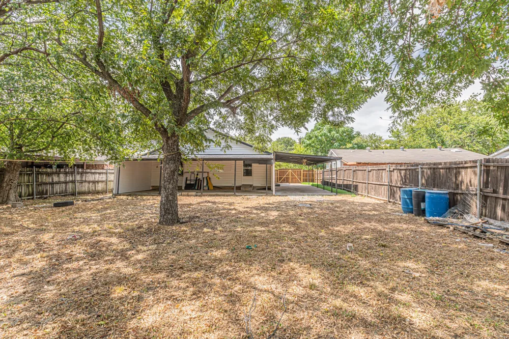426 NE 29th Street Grand Prairie, TX 75050