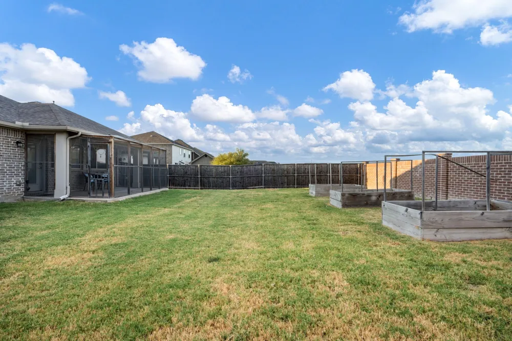 3204 Grande View Aubrey, TX 76227