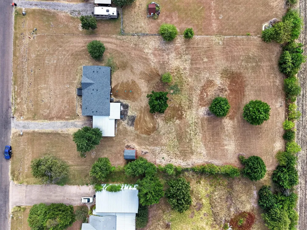 953 Big Sky Drive Waxahachie, TX 75167