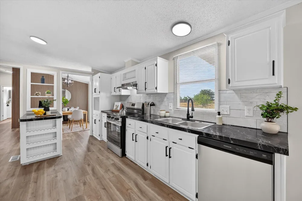 953 Big Sky Drive Waxahachie, TX 75167