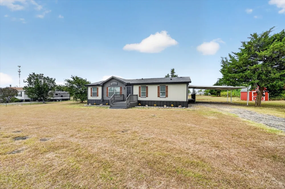 953 Big Sky Drive Waxahachie, TX 75167