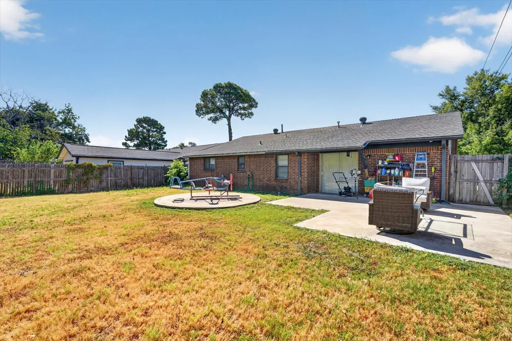 1007 Wildwood Drive Arlington, TX 76011